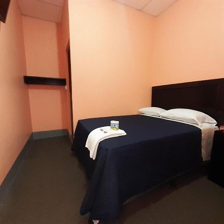 Hotel Fuentes グアテマラシティ エクステリア 写真