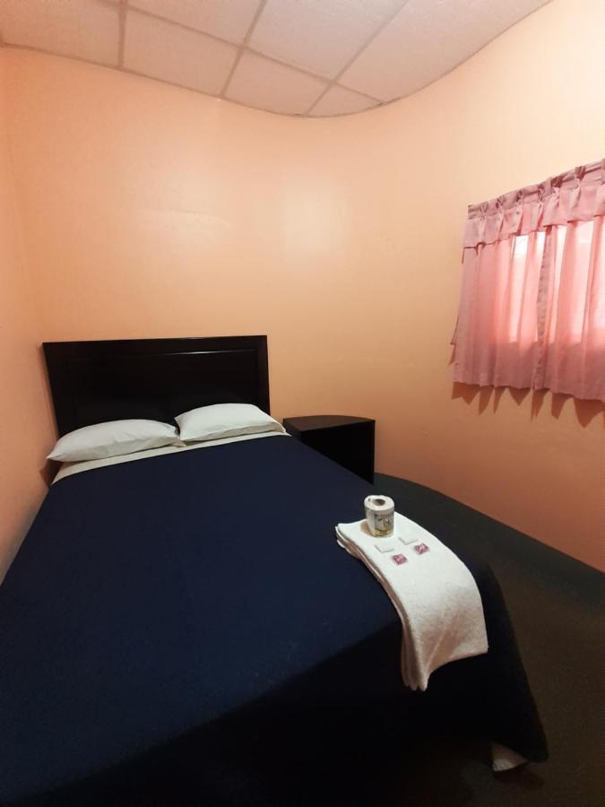 Hotel Fuentes グアテマラシティ エクステリア 写真