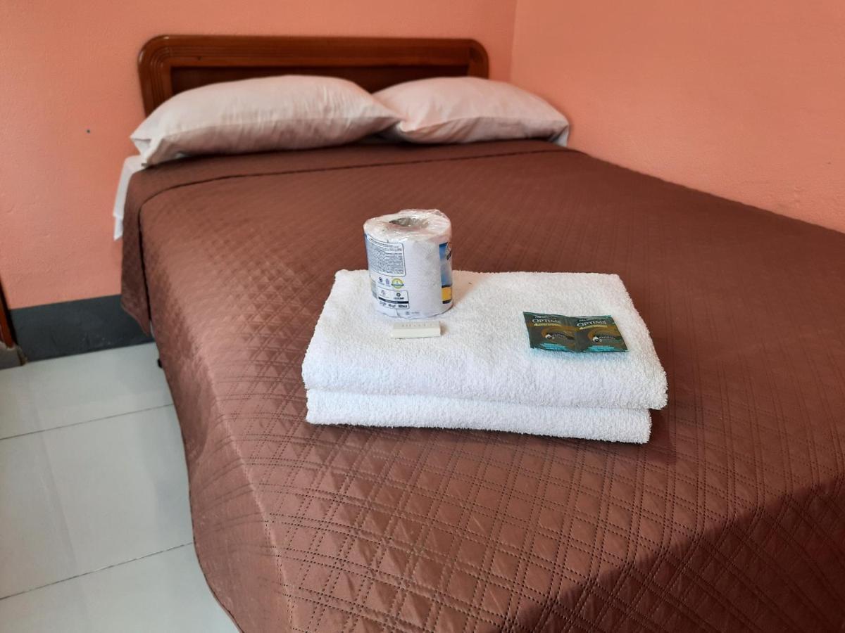 Hotel Fuentes グアテマラシティ エクステリア 写真
